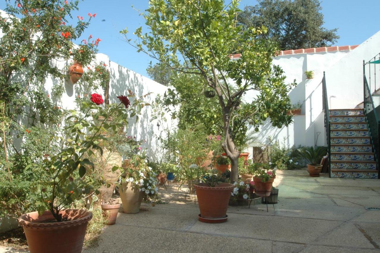 El Romerito Guest House Zalamea la Real Luaran gambar