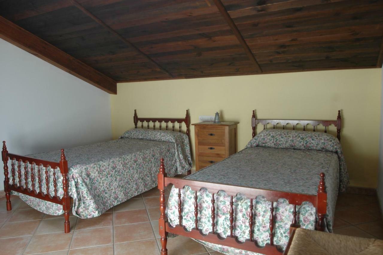 El Romerito Guest House Zalamea la Real Luaran gambar