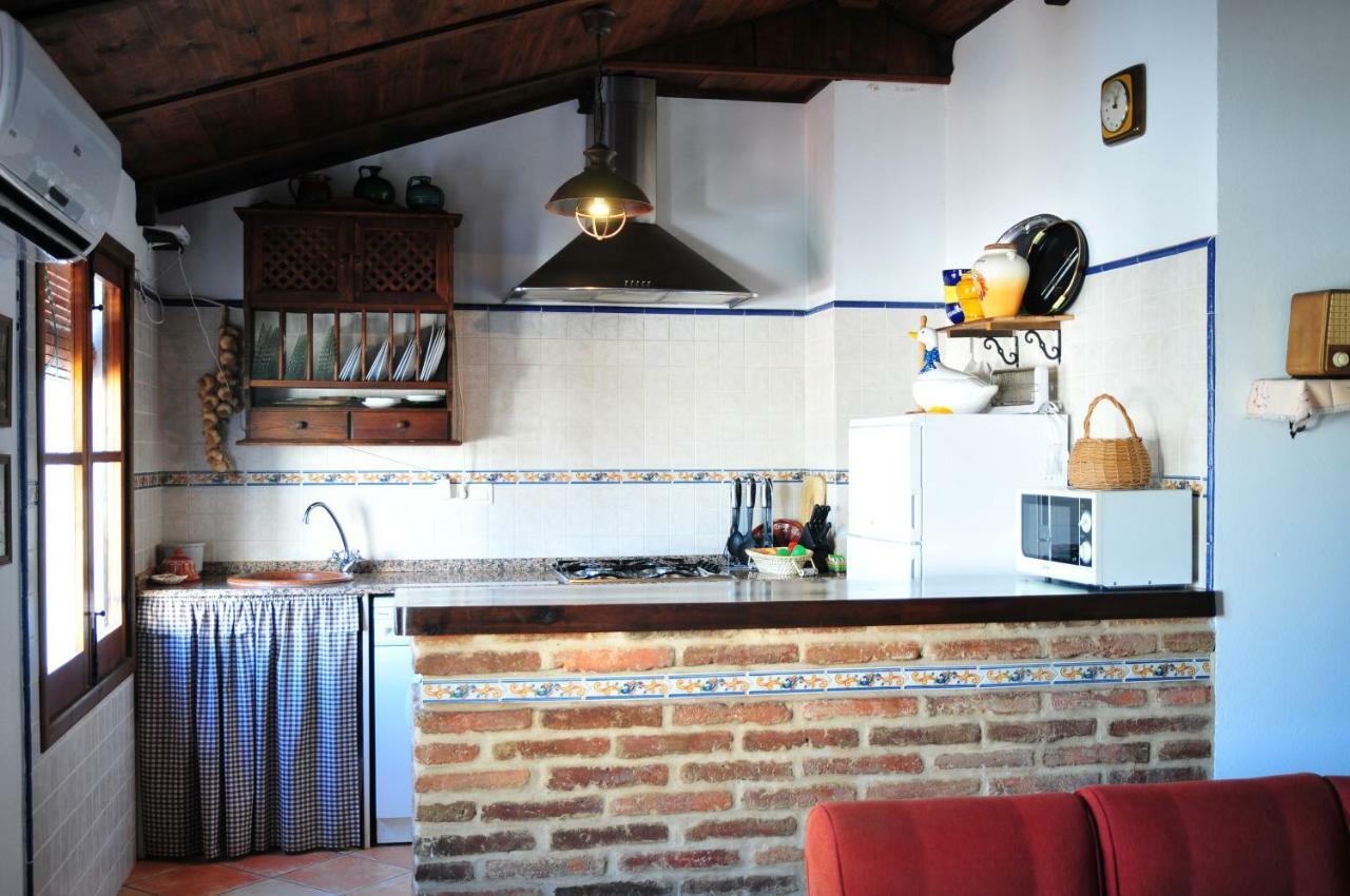 El Romerito Guest House Zalamea la Real Luaran gambar