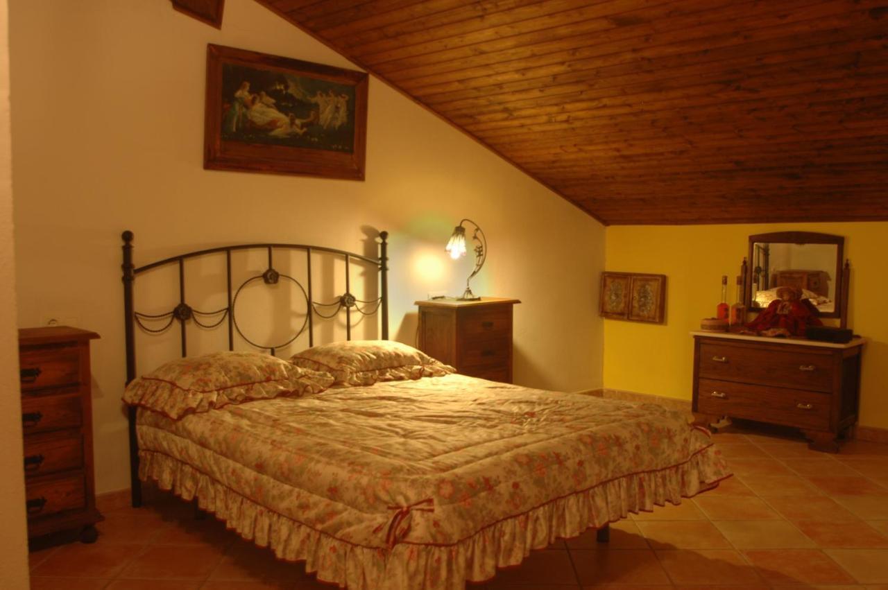 El Romerito Guest House Zalamea la Real Luaran gambar